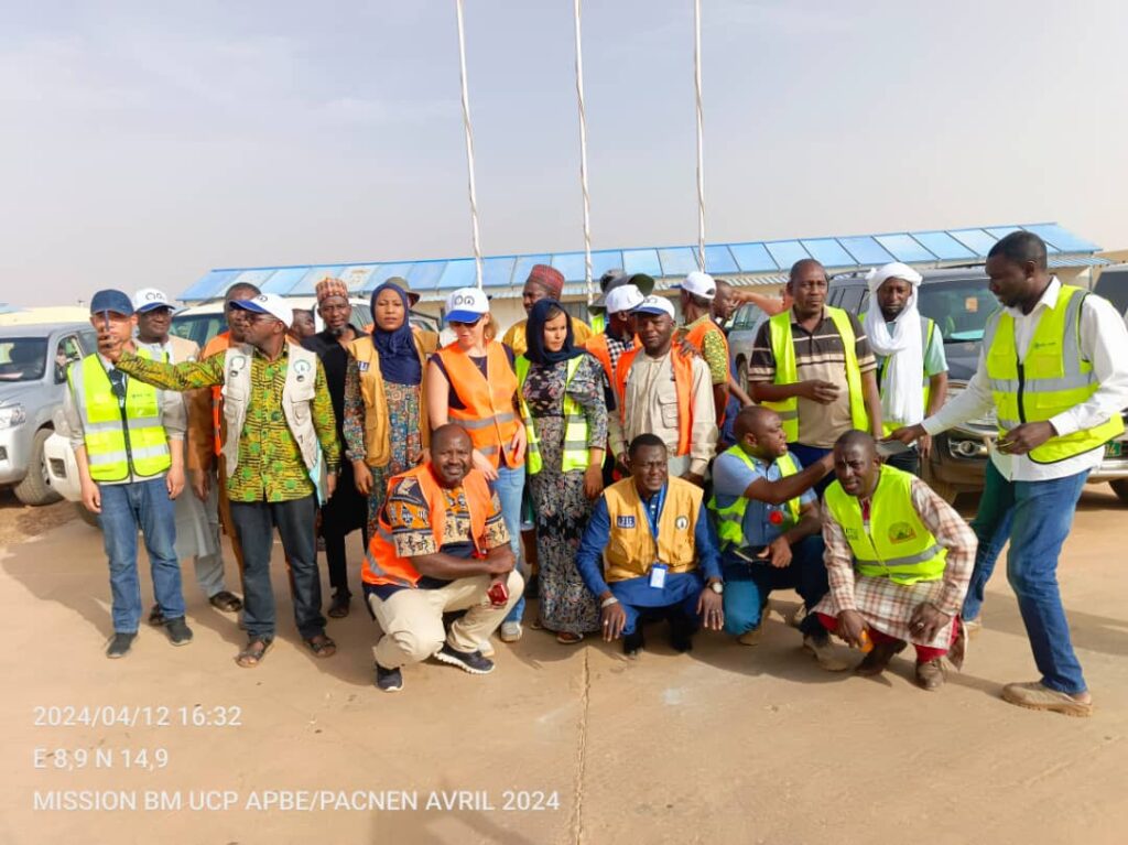 Mission de suivi des activités du Projet d’amélioration de la connectivité dans le Nord Est du Niger (PACNEN) conduite par la Banque Mondiale du 11 au 15 avril 2024 dans les régions de Zinder et Agadez